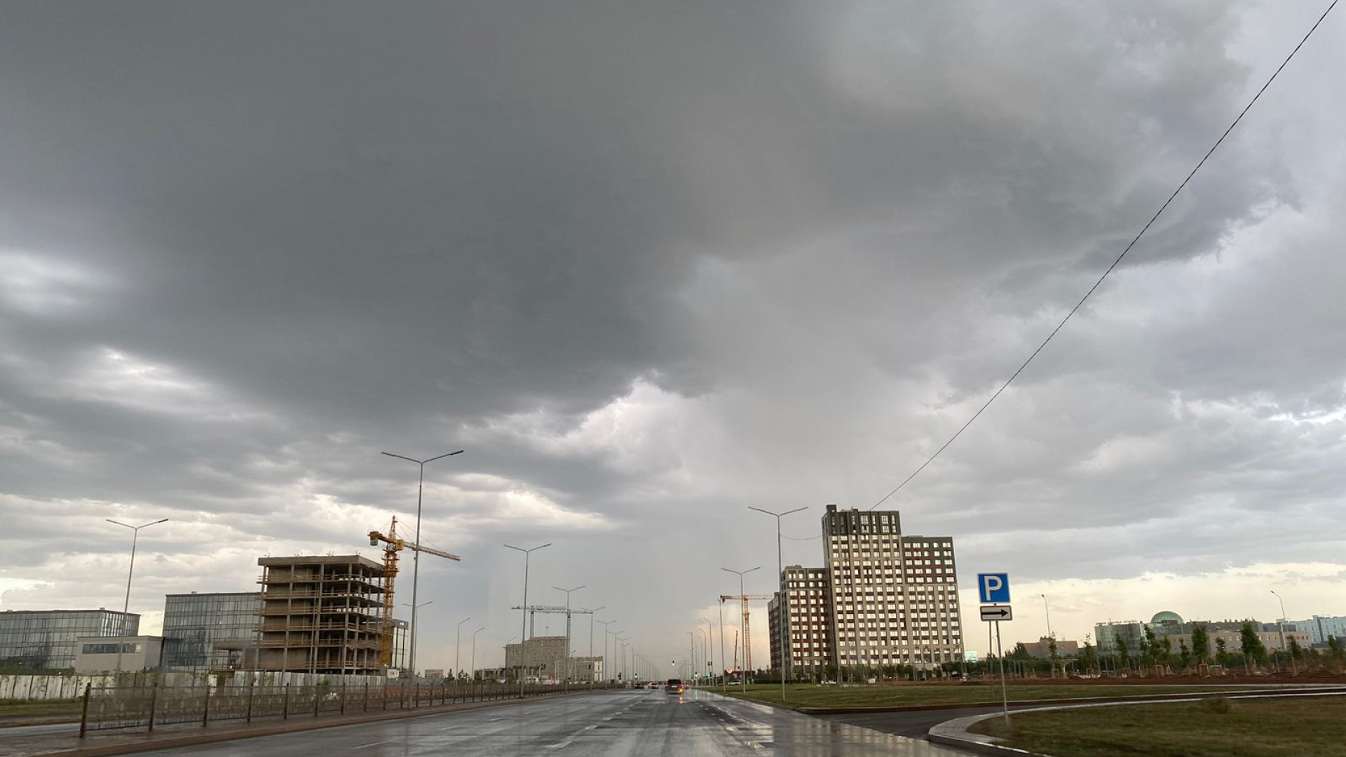 Шок! Астана 18 июня 2023: сильный ливень с градом!