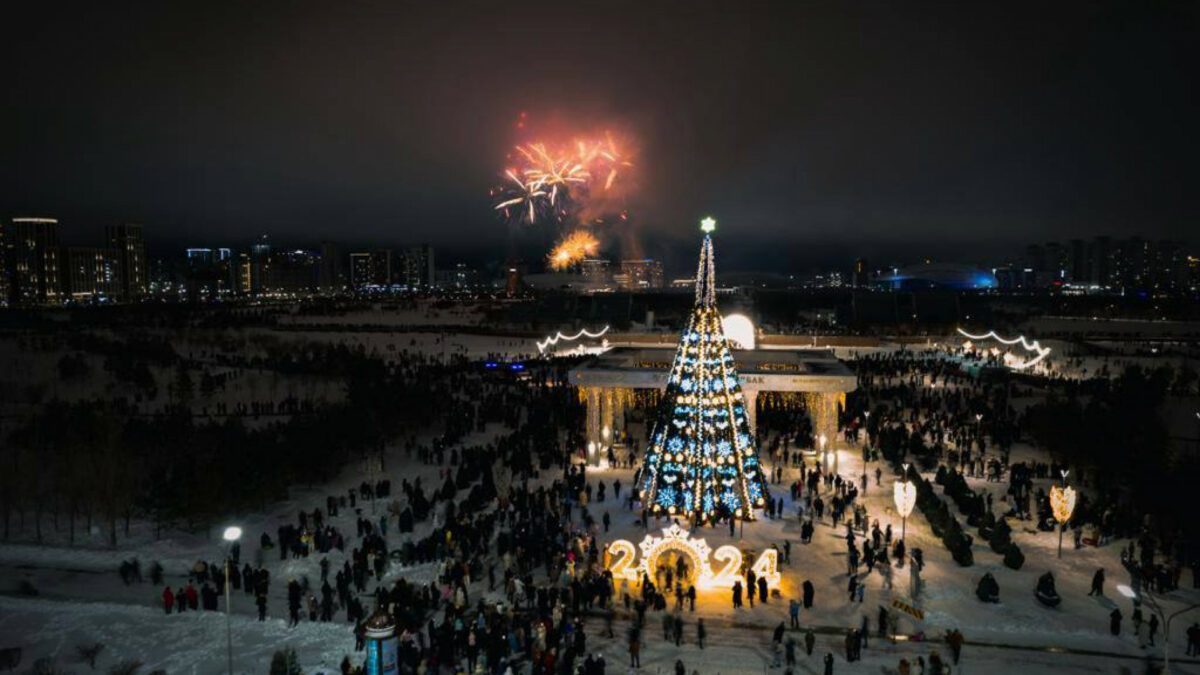 Шок! Новогодние торжества в Казахстане