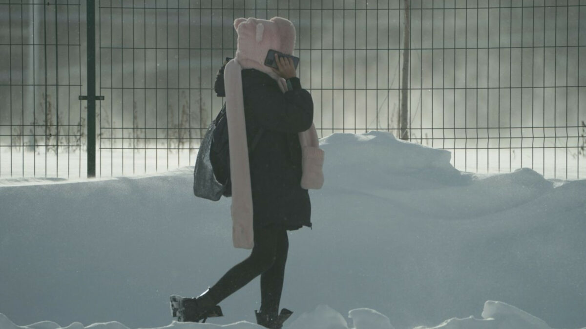 Астана: Снежная буря переводит школьников на дистанцию!